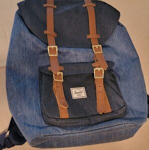 Herschel laptop backpack